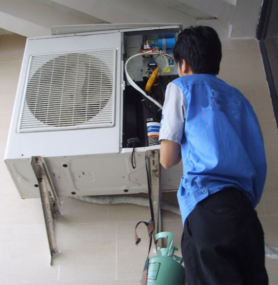 仲巴空调开机无反应维修